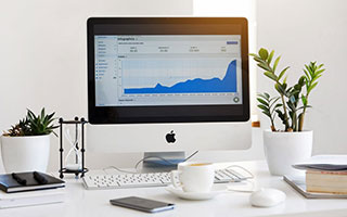 【现在回头看】西甲比赛里，防线被迫回撤的几分钟里，节奏突然被拉快又打断